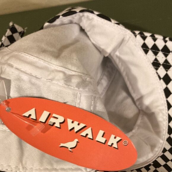 Airwalk Checkered Hat - Picture 7 of 7